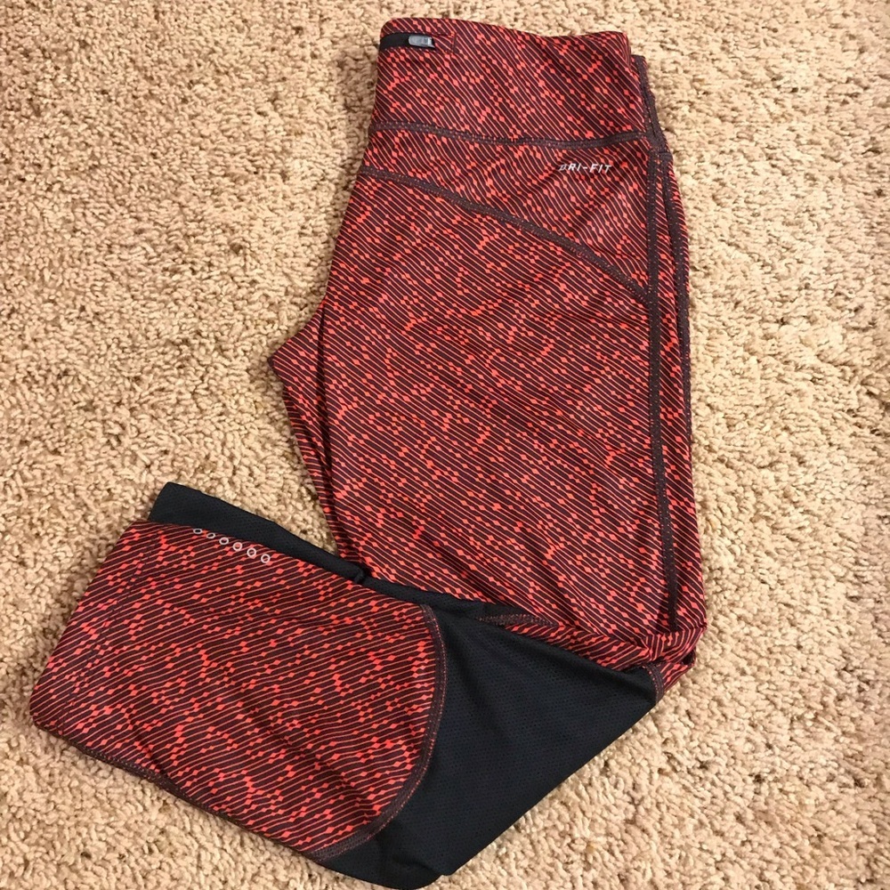 Nike Dri-Fit Crop Leggings